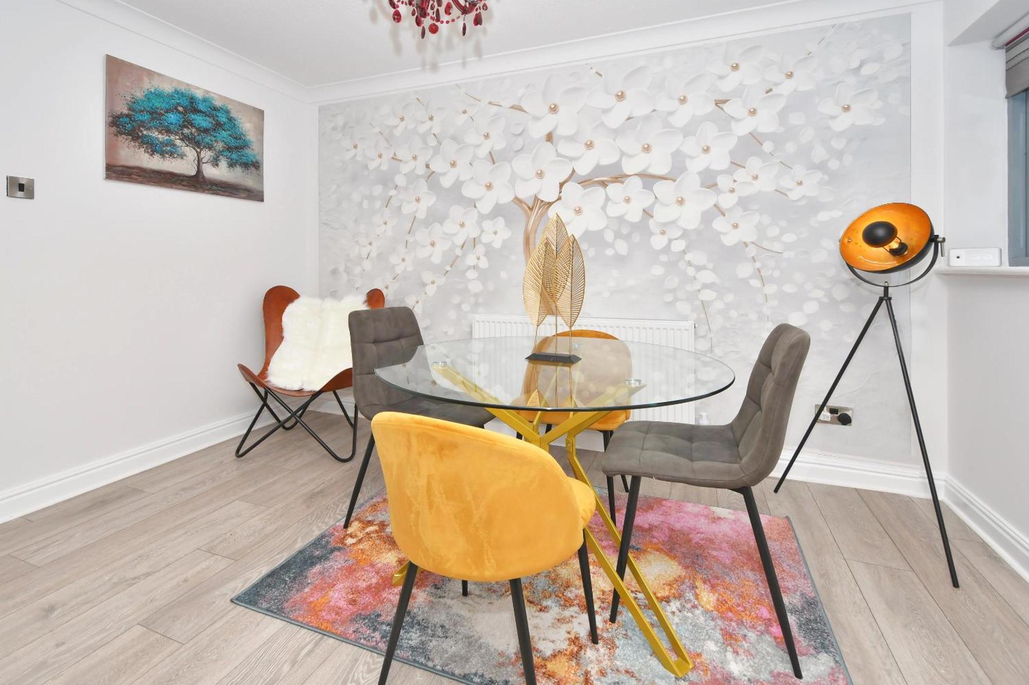 Townhouse @ Aboyne Close Бирмингам Екстериор снимка