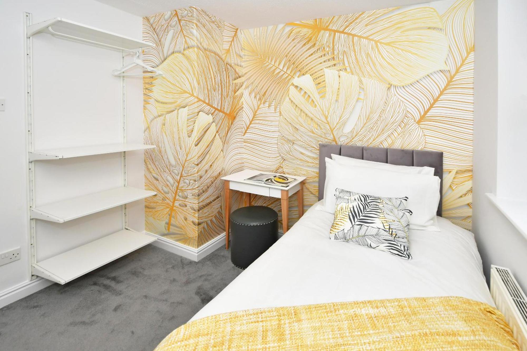 Townhouse @ Aboyne Close Бирмингам Екстериор снимка