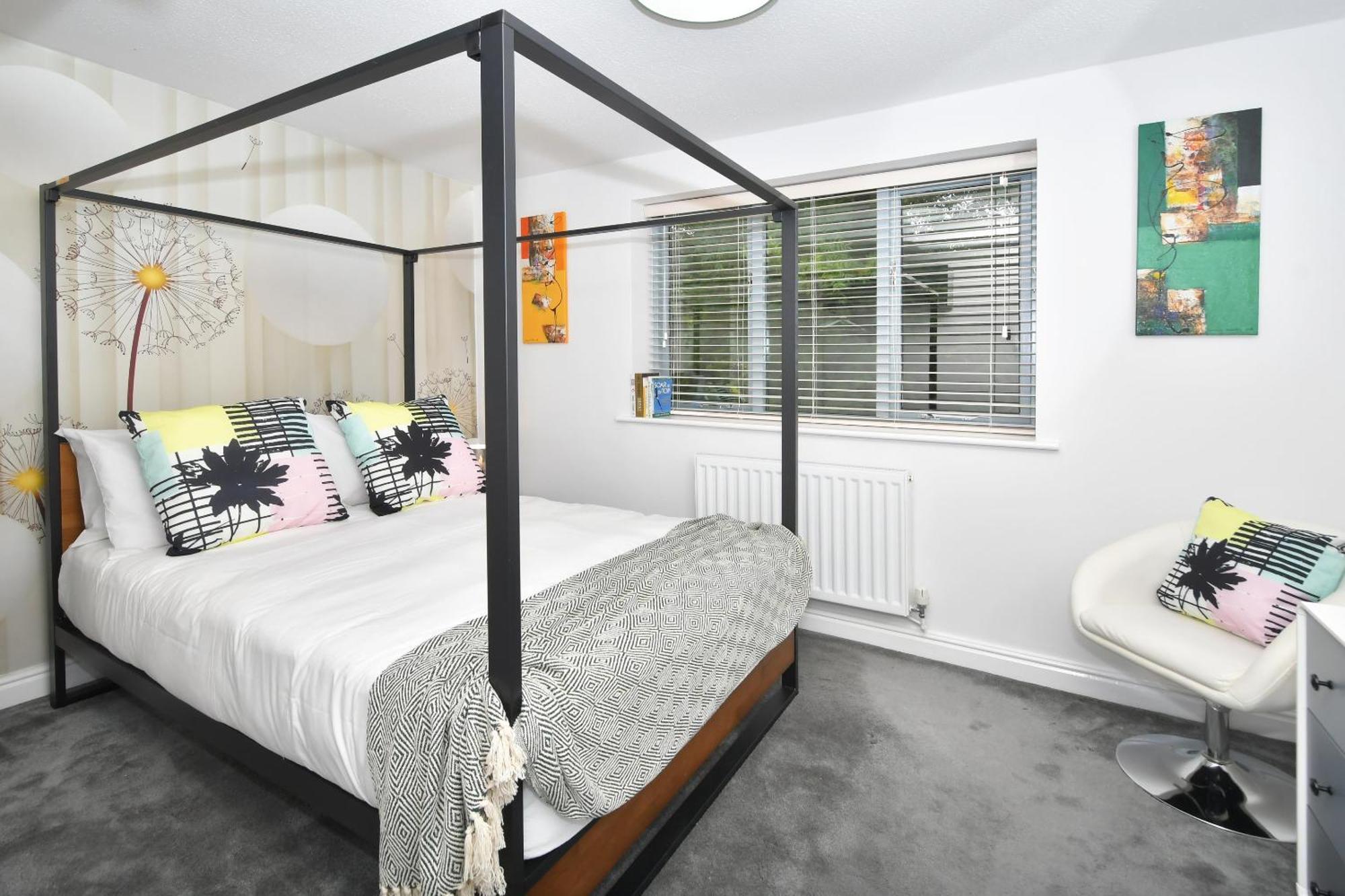 Townhouse @ Aboyne Close Бирмингам Екстериор снимка