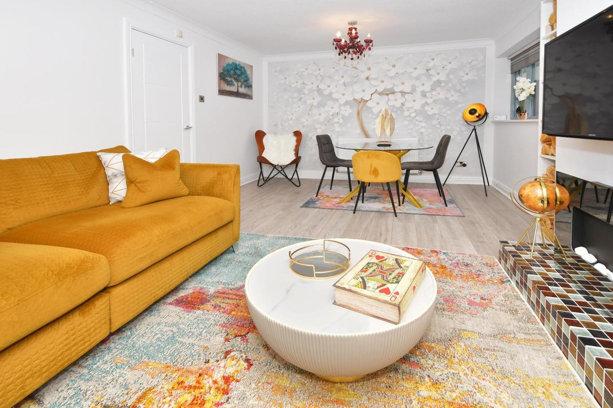 Townhouse @ Aboyne Close Бирмингам Екстериор снимка